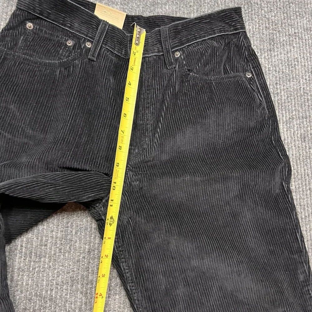 Levi's Corduroy‎ Mom Jeans Women's Size 30x30 Black Pants Tapered High Rise New
